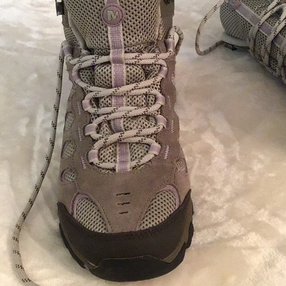 🤑 SALE!  NWOTWomen’s Merrell Rugged Waterproof Hiking Boots Sz 7 1/2 - Picture 8 of 8